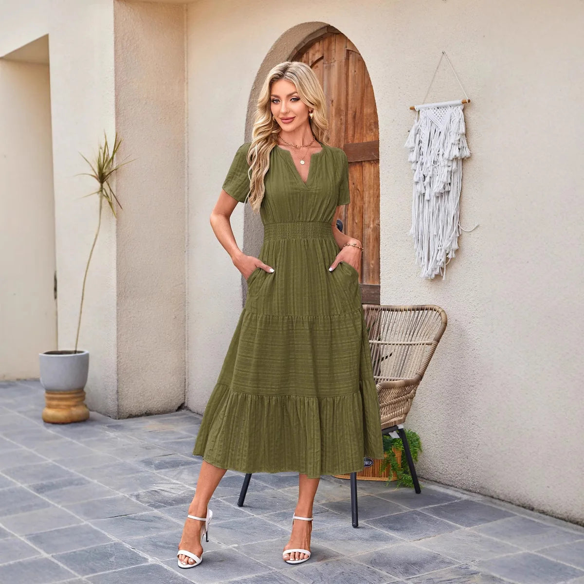2026 New Dresses Women V Neck Ruched Puff Sleeve Dress Short Sleeve A-Line Flowy Dress Casual Summer Dropshipping