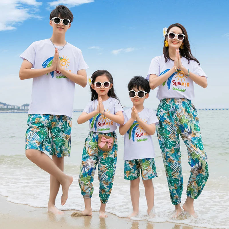 Couple Clothes Matching Outfits for The Whole Family Vacation Look Mom and Daughter T Shirts Pants Two Piece Sets Dad Son Suit