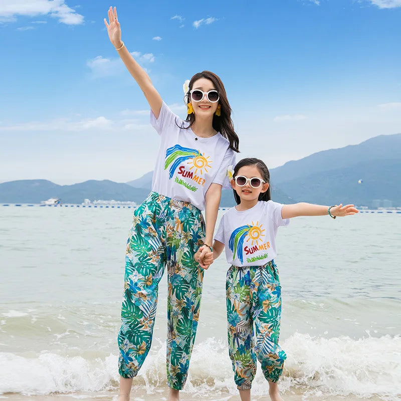 Couple Clothes Matching Outfits for The Whole Family Vacation Look Mom and Daughter T Shirts Pants Two Piece Sets Dad Son Suit