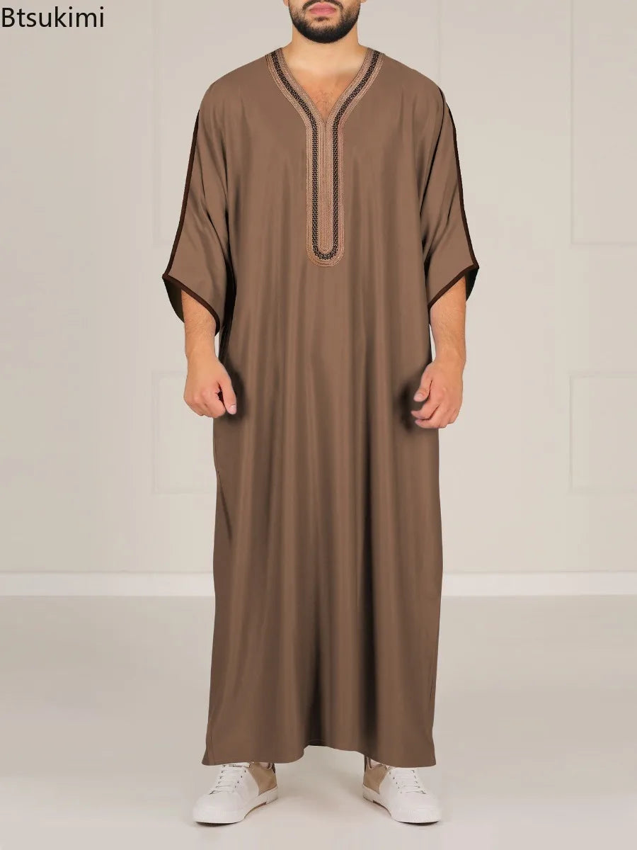 2026 Muslim Men Dress Solid Casual Robe V-neck Loose Kaftan Abayas Ethnic Style Embroidered Prayer Gown Arab Islamic Jubba Thobe