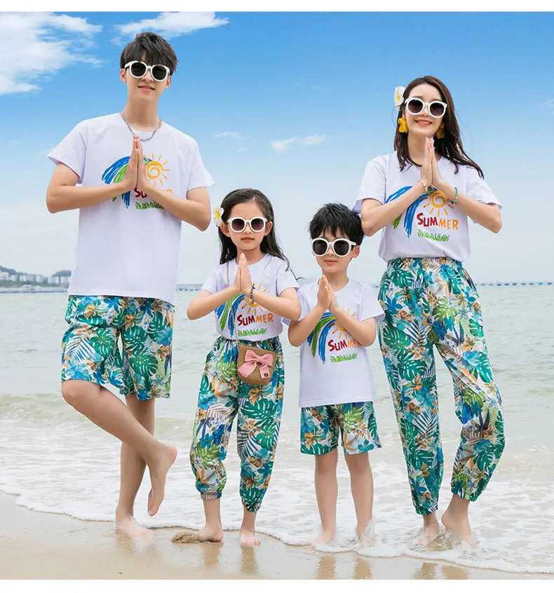 Couple Clothes Matching Outfits for The Whole Family Vacation Look Mom and Daughter T Shirts Pants Two Piece Sets Dad Son Suit